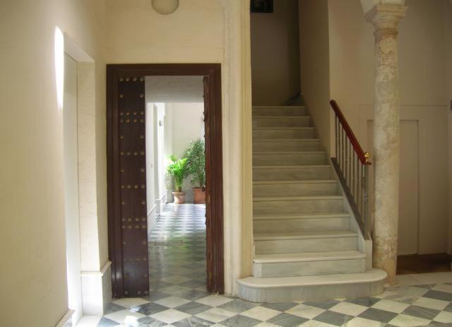 Centro Historico Con Parking Cadiz Apartment Exterior photo